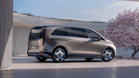 Neudefinition von Raum für eine neue Ära: der neue elektrische Mercedes-Benz VLE.
Mit dem neuen elektrischen VLE läutet Mercedes-Benz eine neue Ära ein. Er ist das erste Fahrzeug auf Basis der neu entwickelten modularen, flexiblen und skalierbaren Van Architektur. Das Ergebnis ist eine völlig neu definierte Grand Limousine, die unter anderem vom intelligenten Mercedes-Benz Operating System (MB.OS) profitiert. Der VLE vereint das Beste aus zwei Welten: den Fahrkomfort und die Fahrdynamik einer Limousine mit der Geräumigkeit, Vielseitigkeit und Flexibilität eines MPV. Dank hoher Effizienz, der neuen 800‑Volt-Technolgie und ultraschnellem Laden ist der VLE die ideale Lösung für jede Fahrt.
Das Design ist ebenso beeindruckend wie das aussergewöhnliche Raumerlebnis, das das vertraute „Welcome home."-Gefühl in einem Mercedes‑Benz auf ein neues Niveau hebt. Der VLE definiert Komfort und Variabilität eines grosszügigen Raums für bis zu acht Personen völlig neu und kombiniert sie mit einem unvergleichlichen digitalen Erlebnis und erstklassigem Fahrverhalten. Die neue AIRMATIC Luftfederung mit Niveauregulierung verwandelt jede Fahrt in ein bemerkenswert geschmeidiges Erlebnis – nur Schweben wäre noch sanfter. Die Hinterachslenkung macht den VLE zudem aussergewöhnlich agil und wendig, mit Leichtigkeit meistert er enge Gassen und Parkhäuser.
VLE entdecken&nbsp; &nbsp;Jetzt kontaktieren